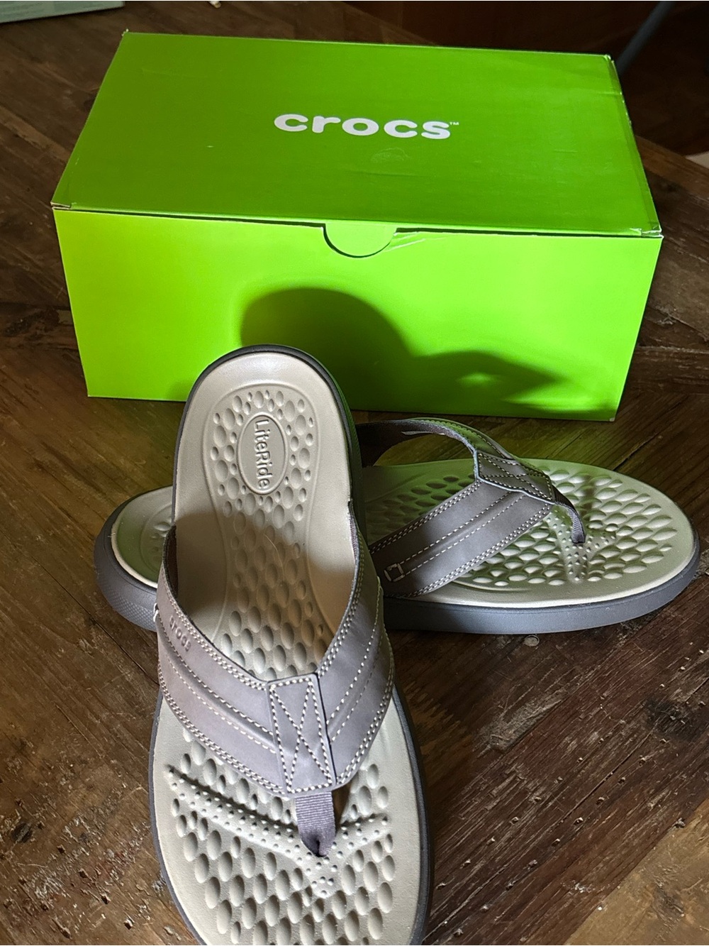 NEW CROCS Yukon Vista Litezide Flip Espresso Men’s Sandals Size 13 - Picture 6 of 9